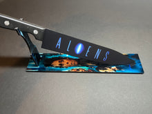 Load image into Gallery viewer, Aliens 1986 Kitchen Knife With Sublimated Stand