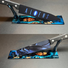 Load image into Gallery viewer, Aliens 1986 Kitchen Knife With Sublimated Stand
